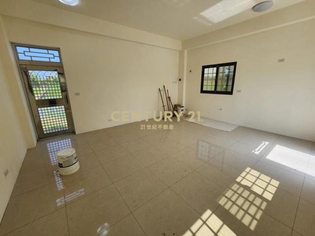 大坡國小資材室農地