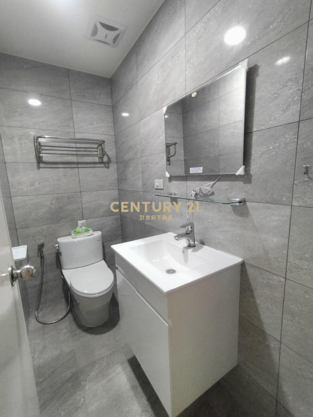 內壢後站電梯3房