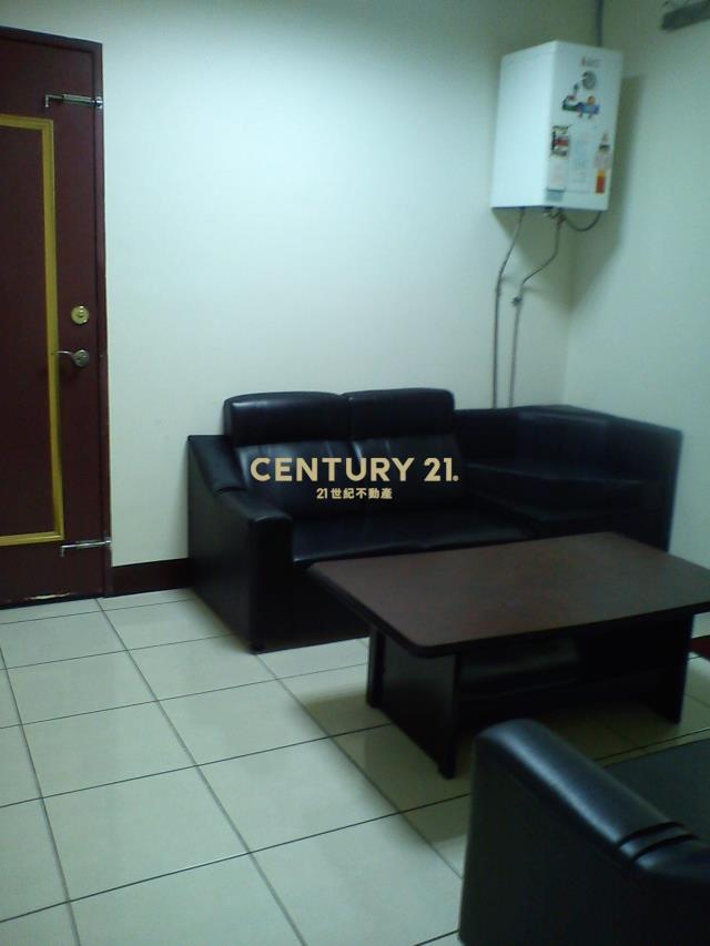 正濱海路收租透天