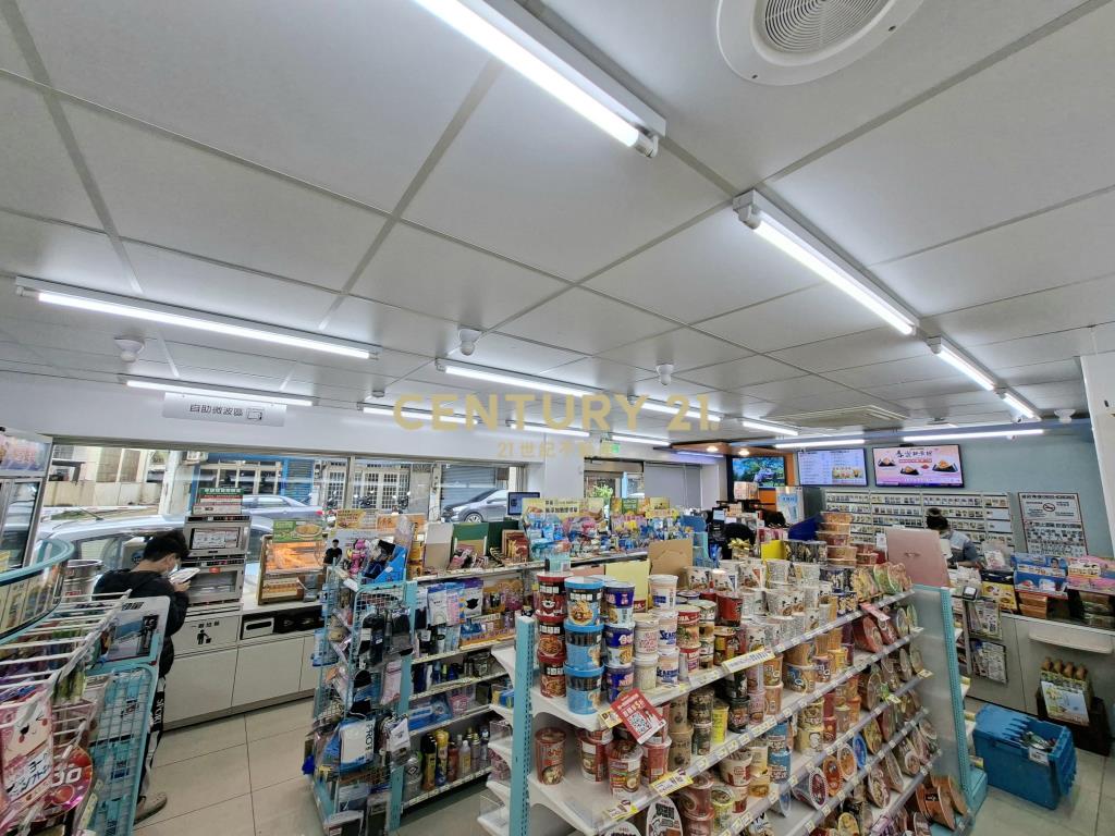 航空城大面寬7-11金店面