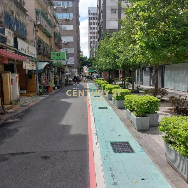 台北伊通街店面