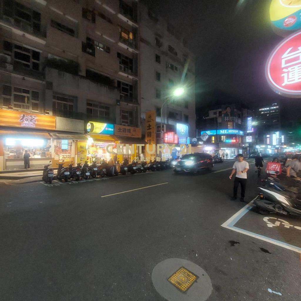 台北伊通街店面