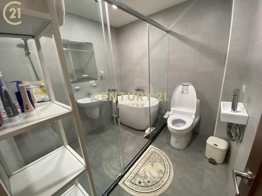 近中壢交流道精裝美透天 桃園中壢房價