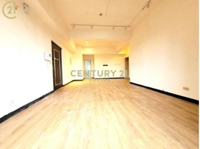 桃園藝文4房雙陽台 桃園中壢房價