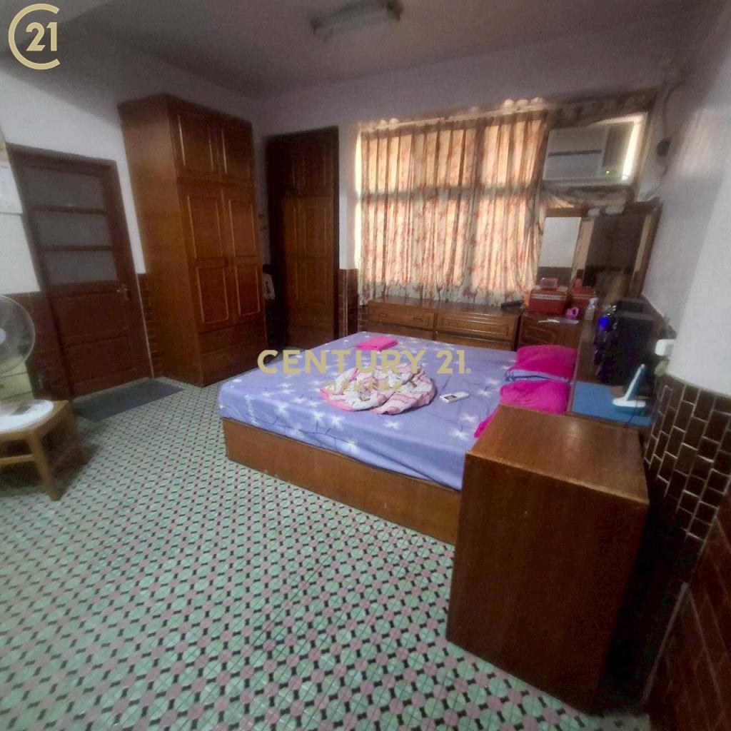 【絕對稀有】稀世青果市場黃金店住