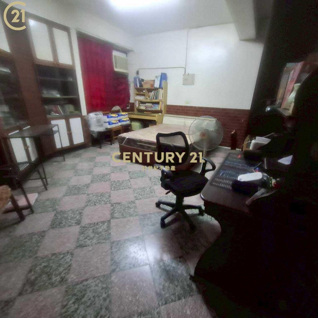 【絕對稀有】稀世青果市場黃金店住