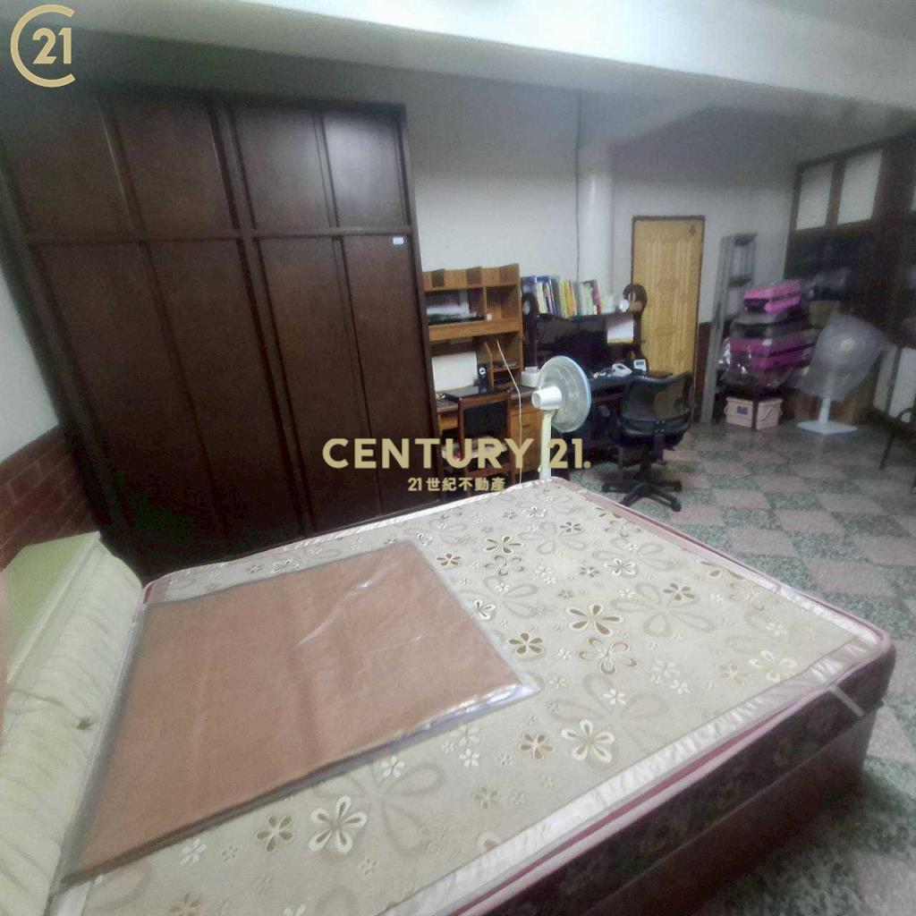 【絕對稀有】稀世青果市場黃金店住