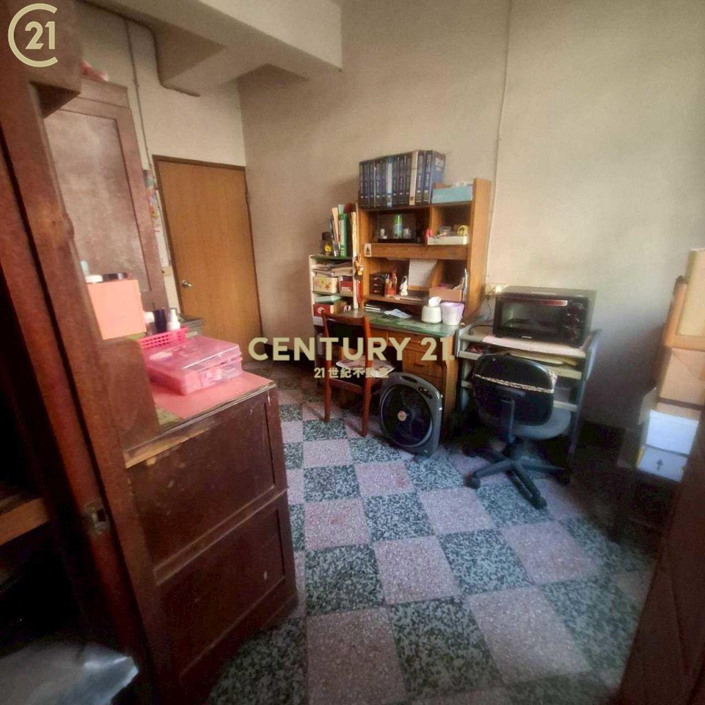 【絕對稀有】稀世青果市場黃金店住