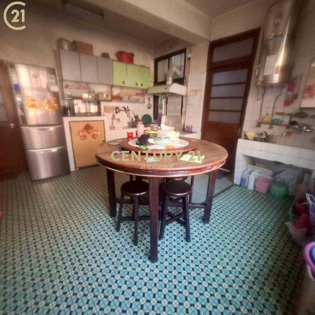 【絕對稀有】稀世青果市場黃金店住