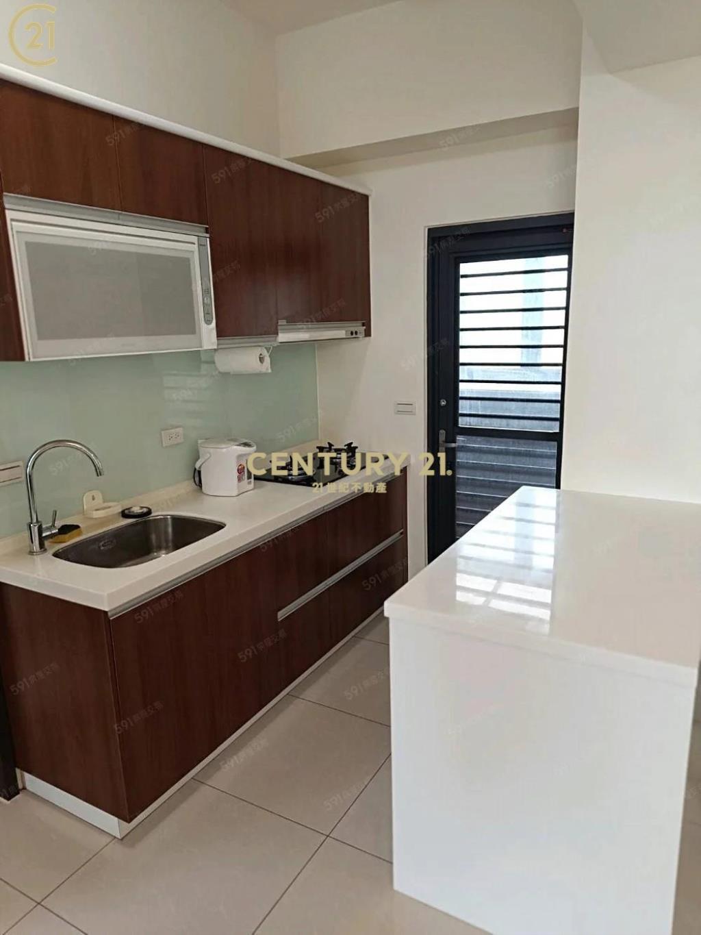 觀音草漯低總價兩房車