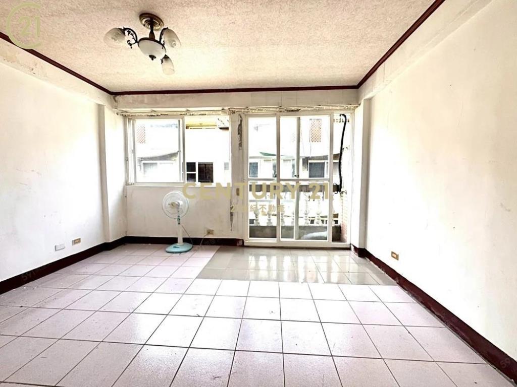 低總價楊梅菓嶺社區美4房花園車庫