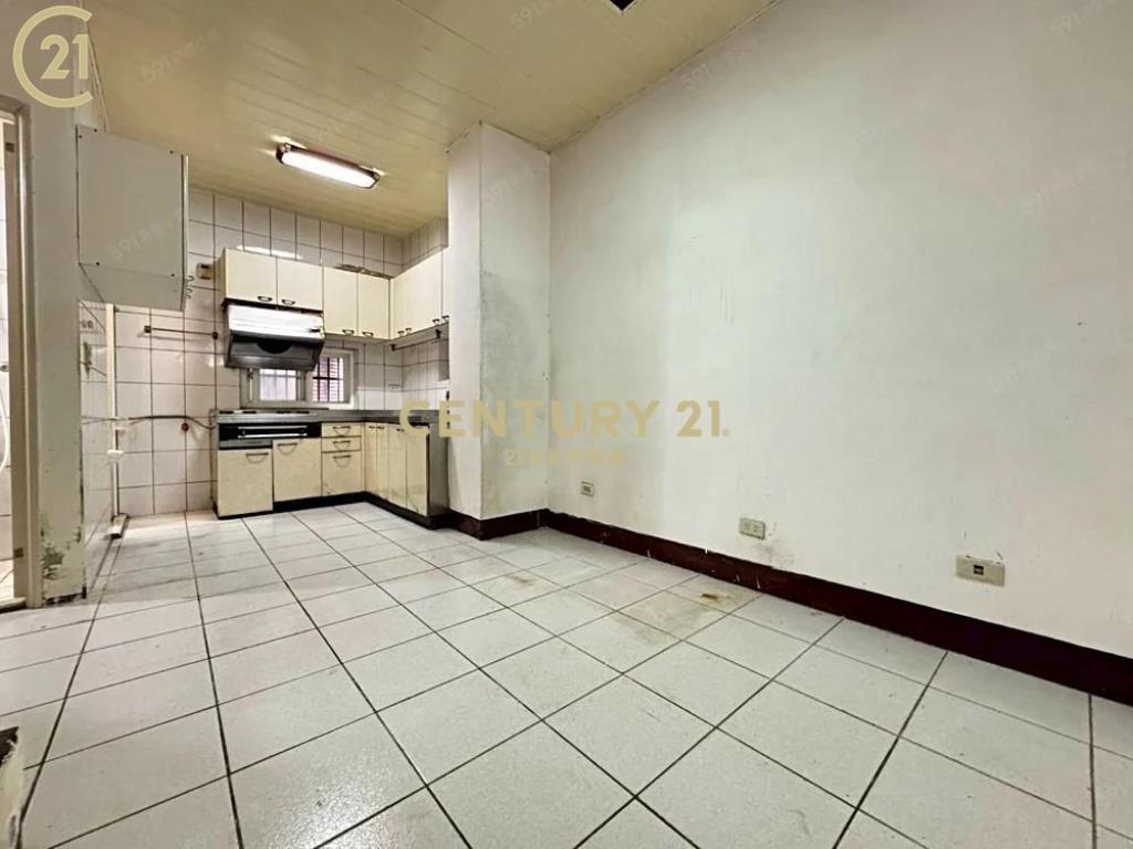 低總價楊梅菓嶺社區美4房花園車庫