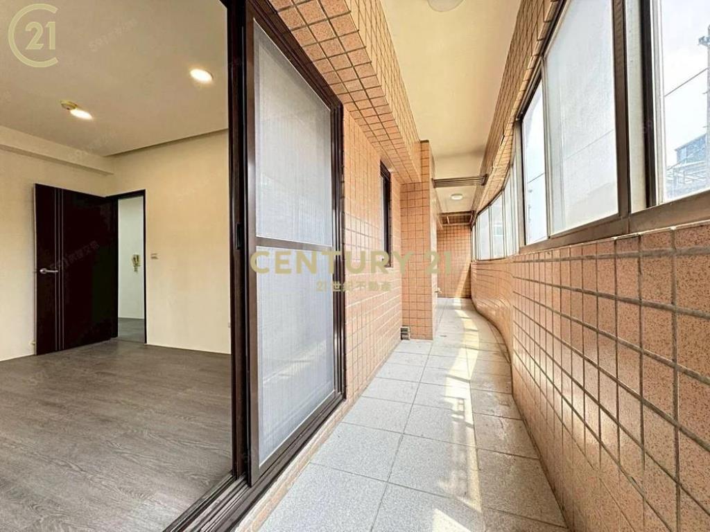 近龍科、萬大商圈整新美大三房