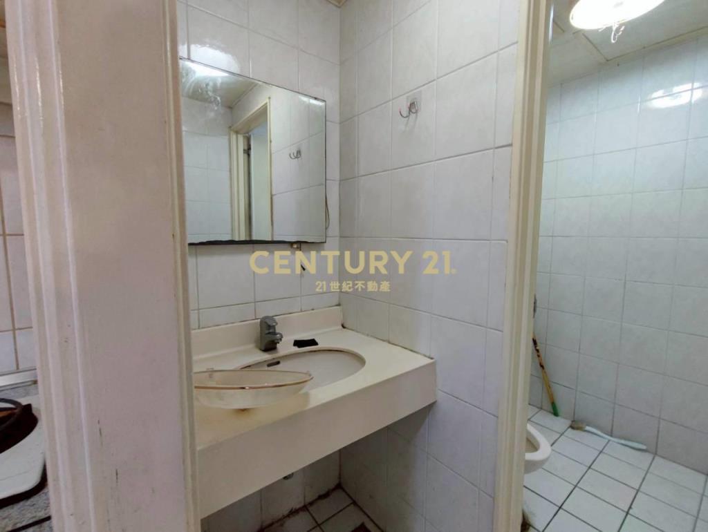 青年守則優質套房車