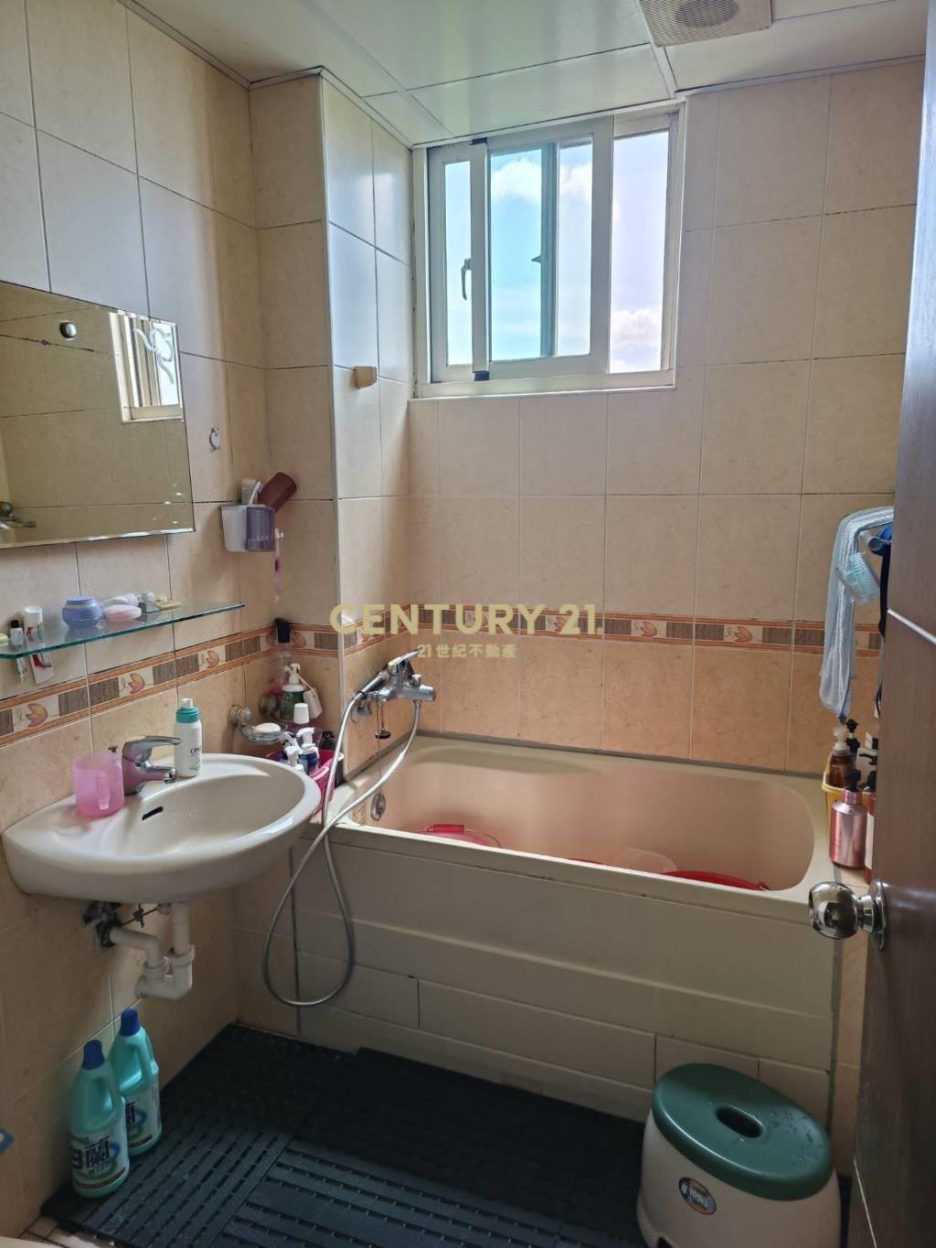 獨家!八德霄裡大池綠花園三房+車位