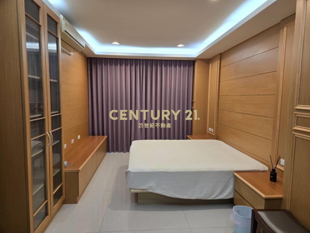 市區稀有大地坪電梯透天