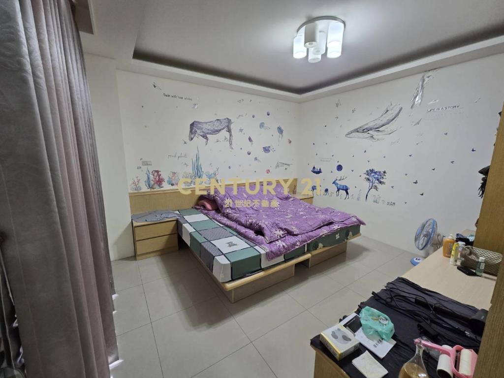 市區稀有大地坪電梯透天