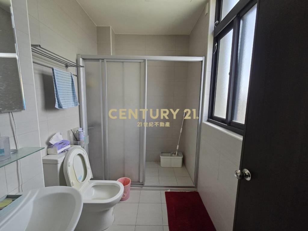 市區稀有大地坪電梯透天