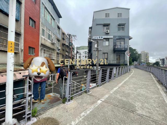 古華飯店雙拼大面寬一樓公寓