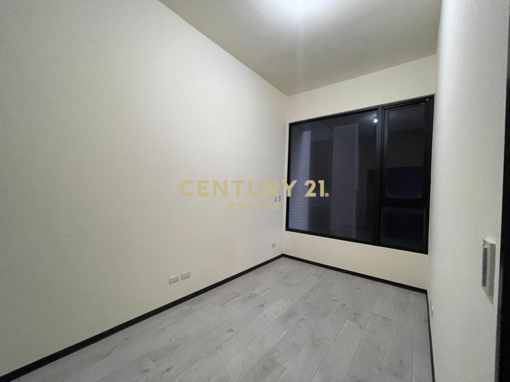 青埔A18全新挑高兩房兩衛+平車