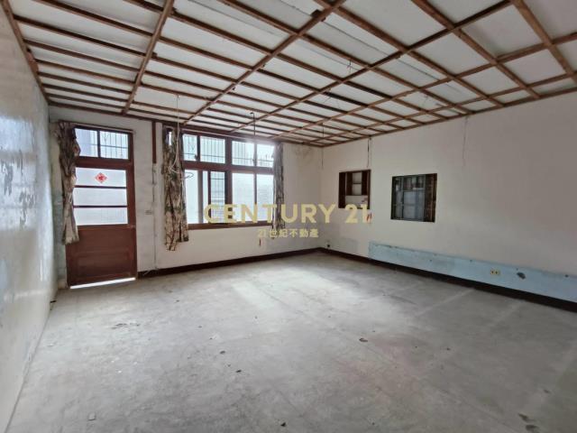 忠貞國小大透店