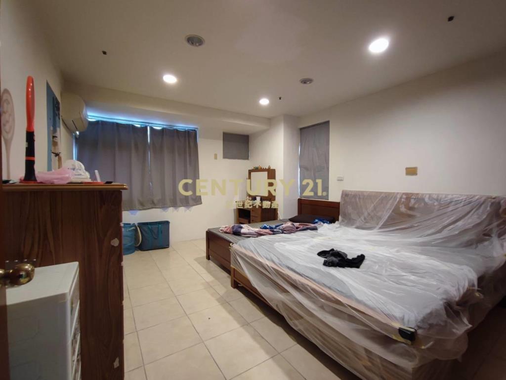 內壢環中商圈自立國宅D區四房車