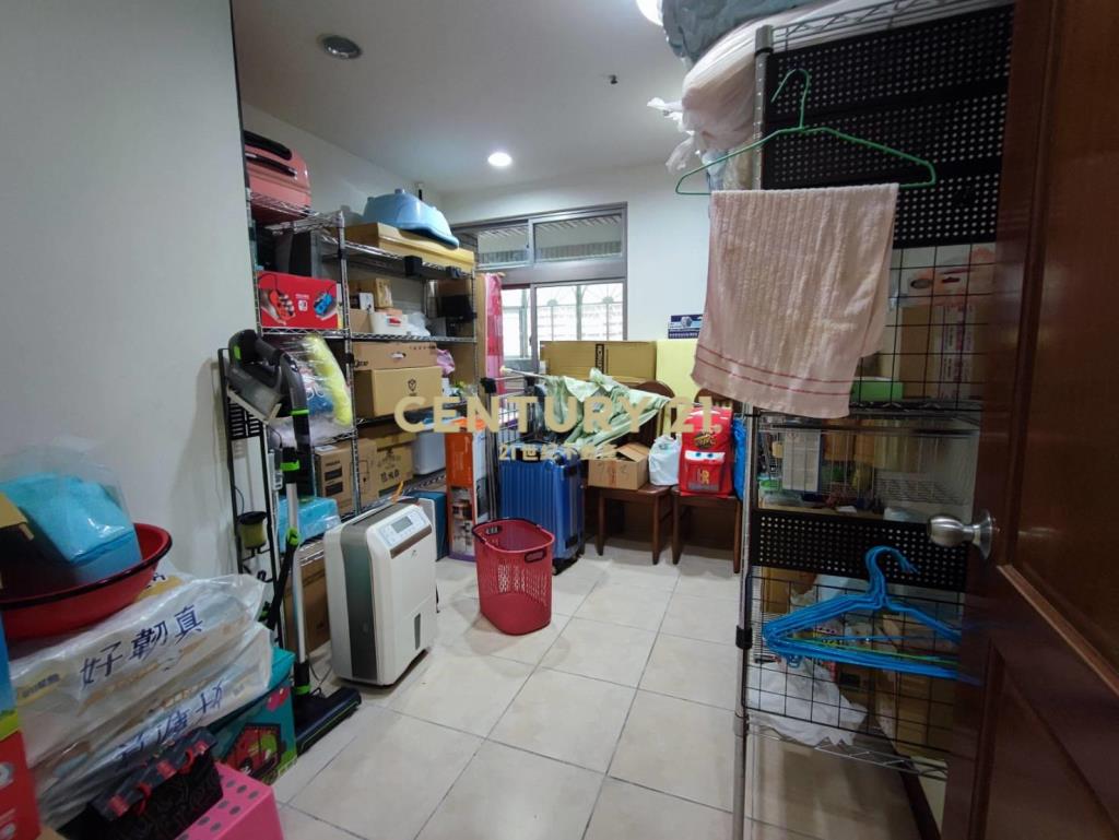 內壢環中商圈自立國宅D區四房車