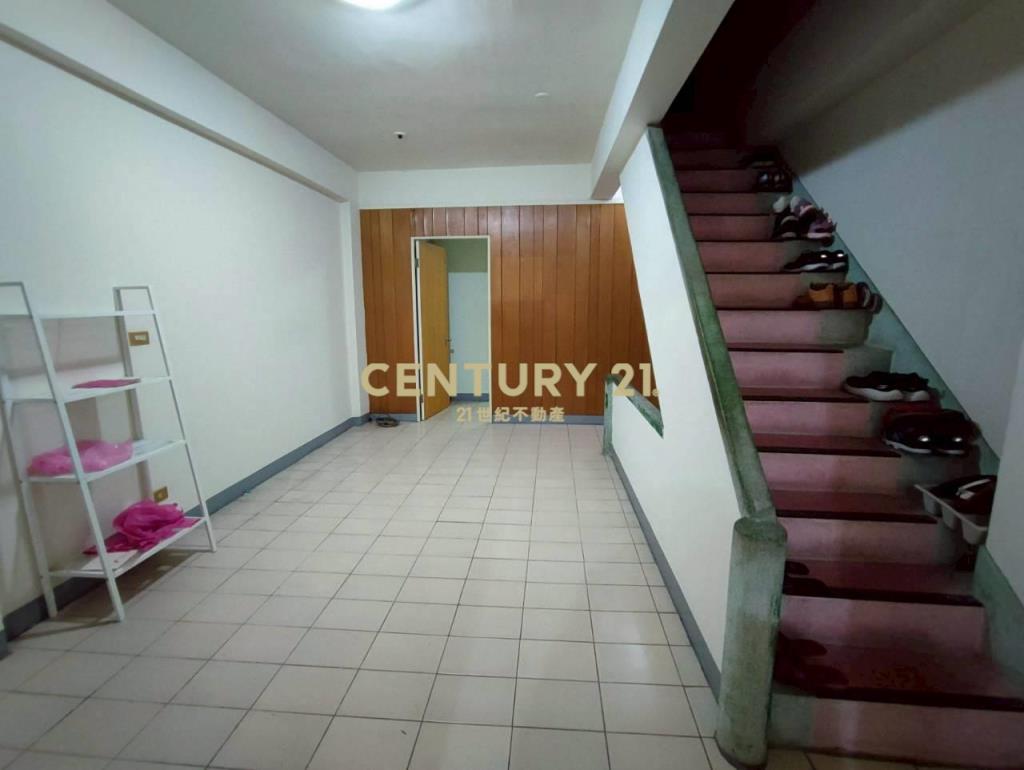 三重正義國小商圈靜巷美透天