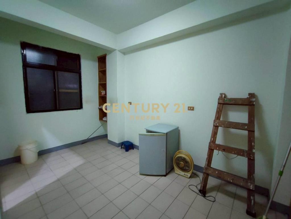 三重正義國小商圈靜巷美透天