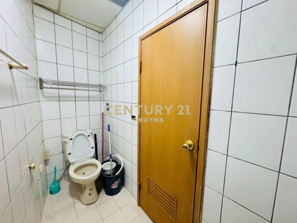 稀有桃園火車站邊間透天