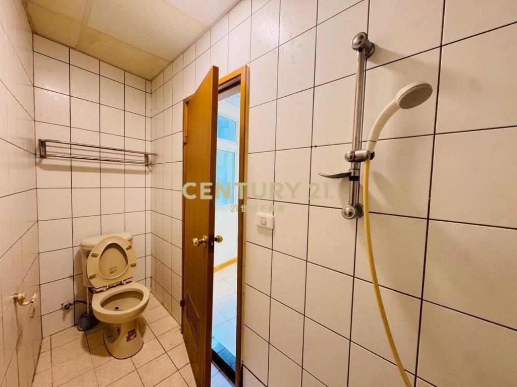 稀有桃園火車站邊間透天