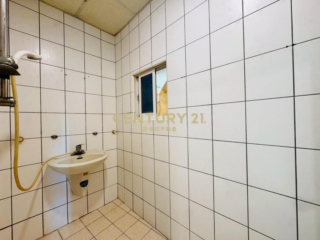 稀有桃園火車站邊間透天