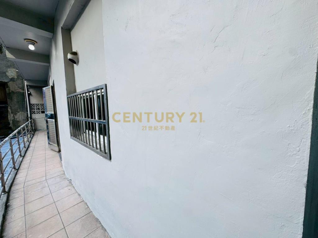 稀有桃園火車站邊間透天