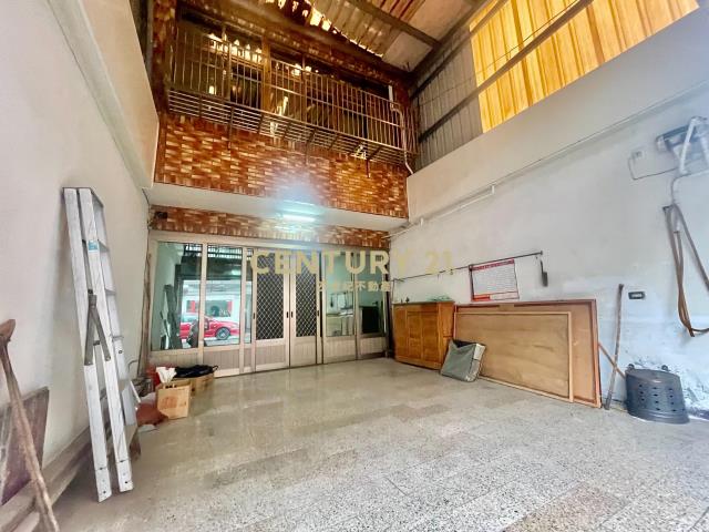 龍岡路7米活巷大地坪透天