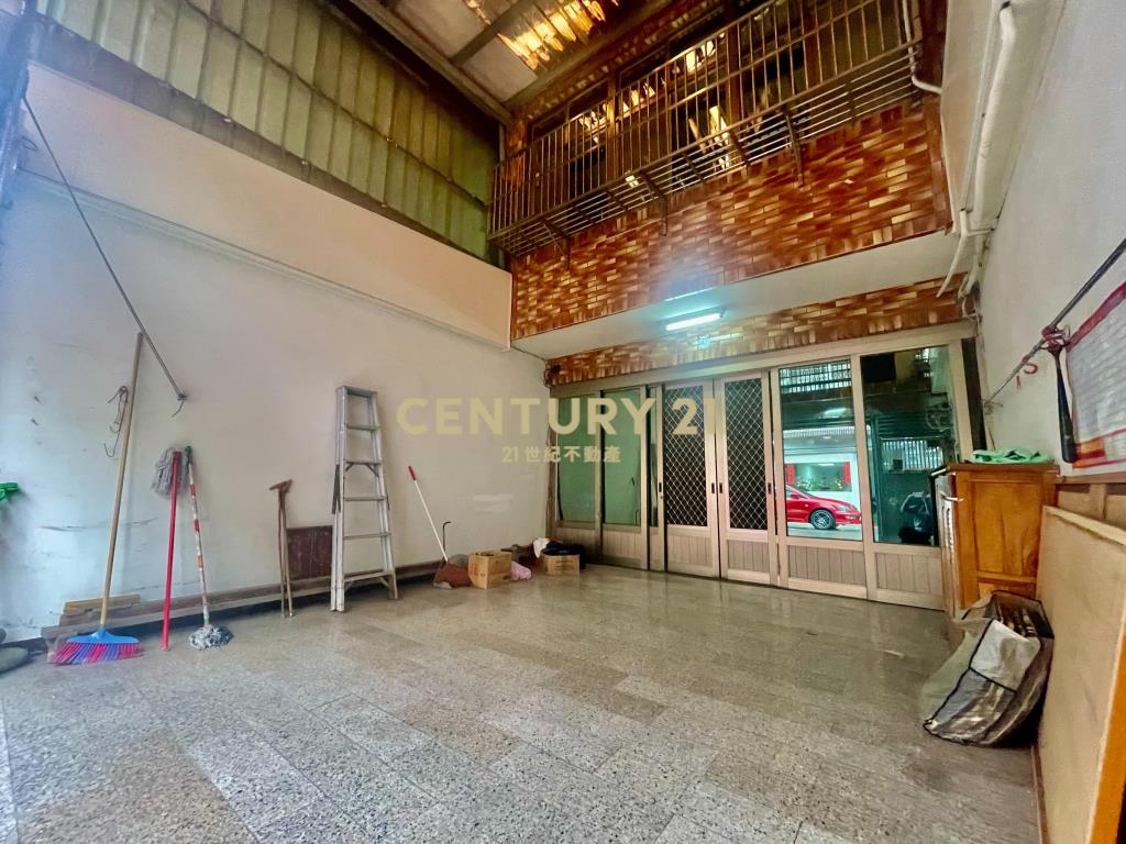 龍岡路7米活巷大地坪透天