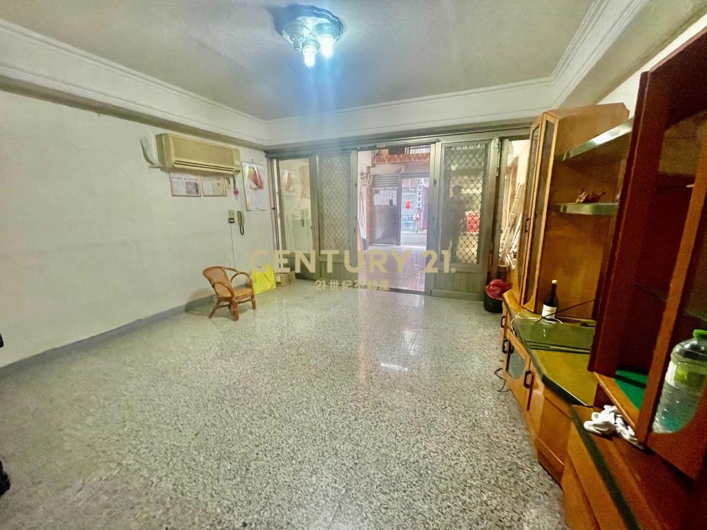 龍岡路7米活巷大地坪透天