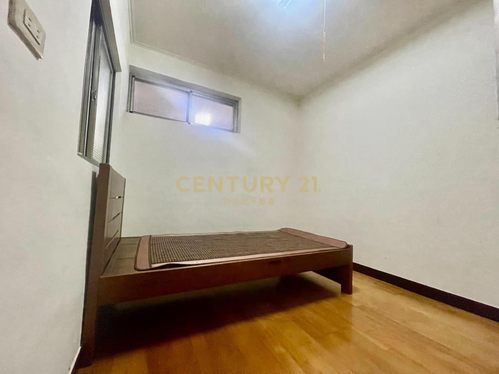 龍岡路7米活巷大地坪透天