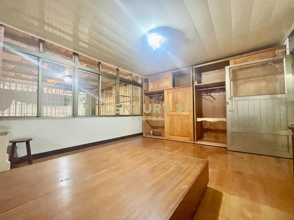 龍岡路7米活巷大地坪透天