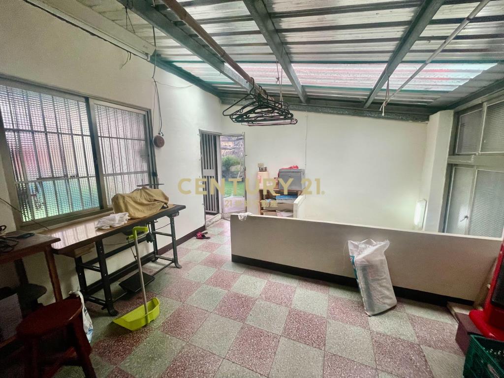 龍岡路7米活巷大地坪透天