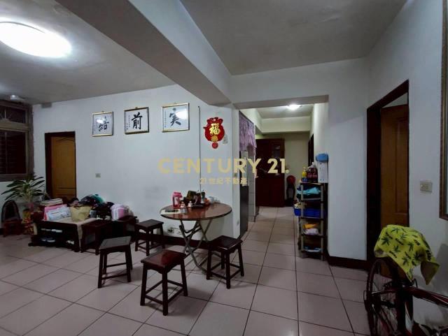 新屋交流道肯德基旁電梯四房