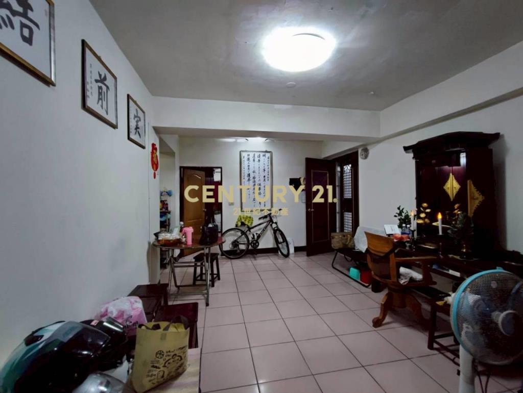 新屋交流道肯德基旁電梯四房