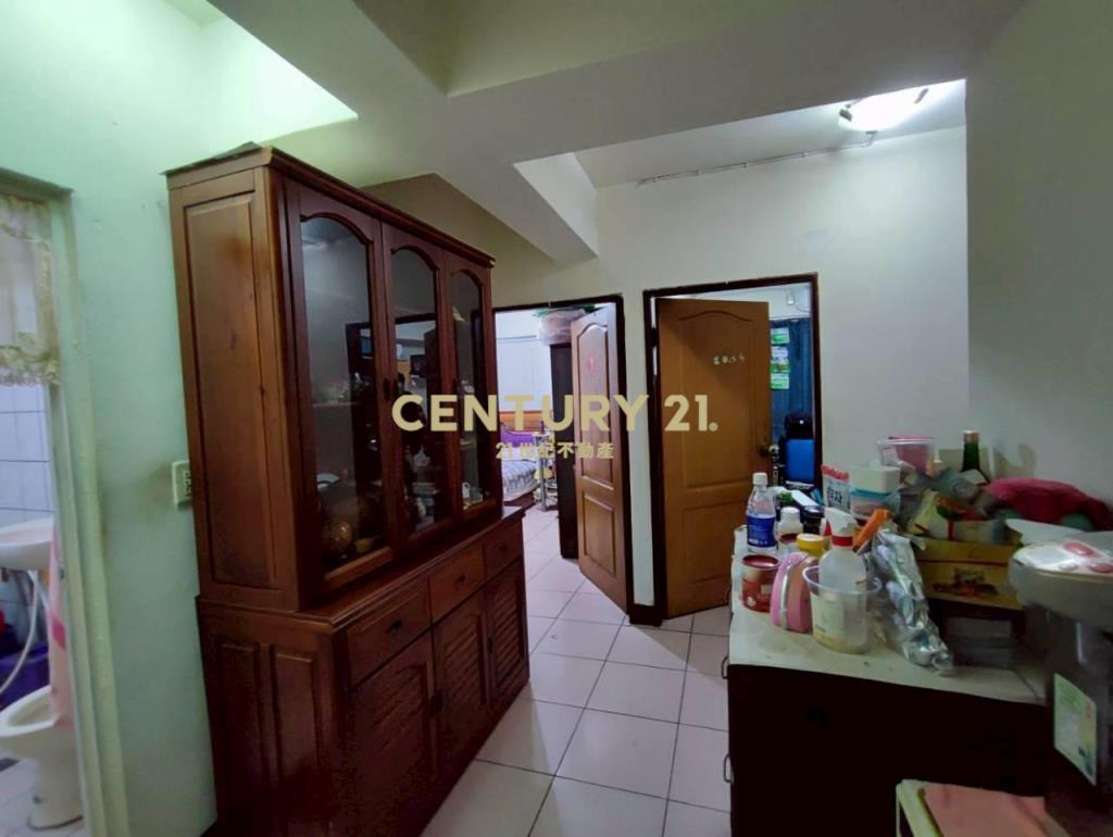 新屋交流道肯德基旁電梯四房