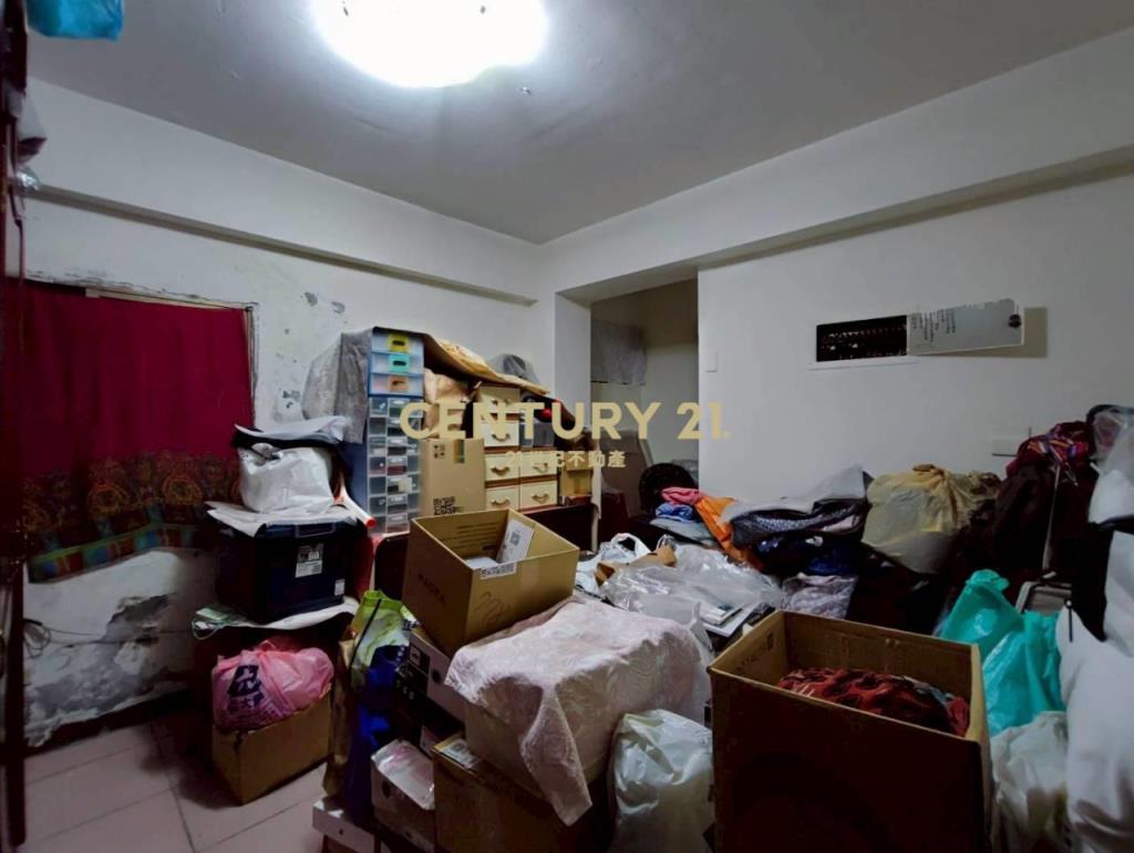 新屋交流道肯德基旁電梯四房