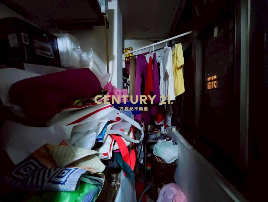 新屋交流道肯德基旁電梯四房