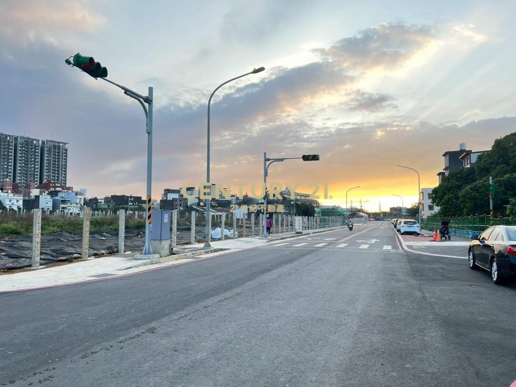 A21旁重劃區建地