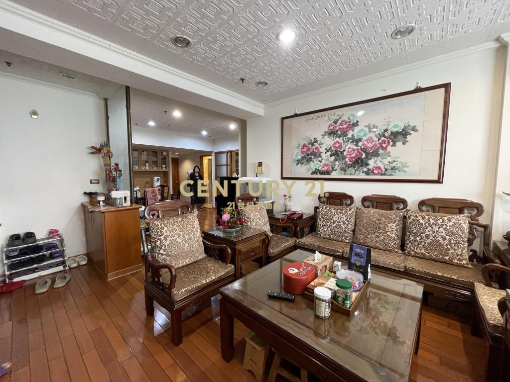 sogo海華商圈捷運A21精美四房車