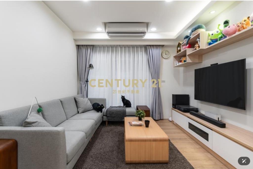 龍安特區昭揚家三房車