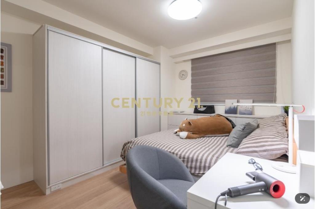 龍安特區昭揚家三房車