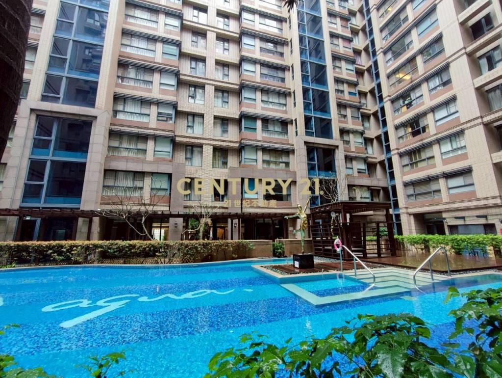 獨賣水芭蕾經典兩房車