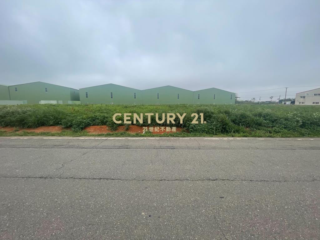 過嶺草莓學校7米路旁方正農地